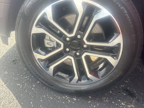 Used 2024 Jeep Compass Limited image 16