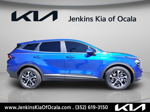 Certified 2023 Kia Sportage EX image 2