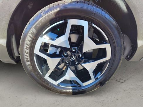 Used 2023 Hyundai Santa Cruz Limited image 10