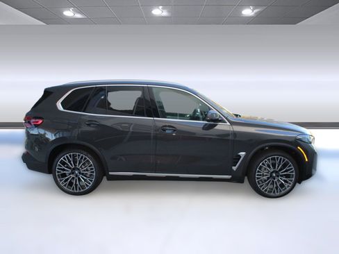 Used 2026 BMW X5 sDrive40i RWD image 8