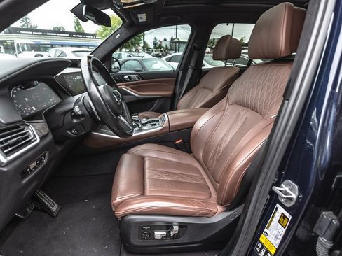 Used 2022 BMW X5 M50i w/ Executive Package AWD/4WD image 19