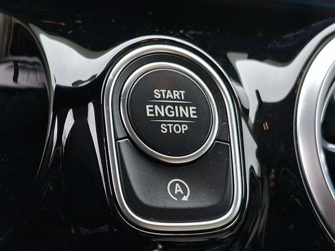 Certified 2023 Mercedes-Benz GLA 250 4MATIC image 18