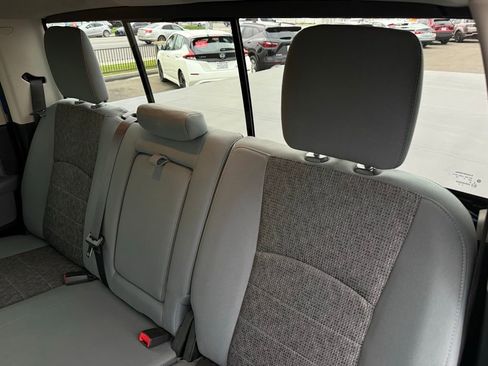 Used 2018 RAM 2500 Big Horn w/ Harvest Edition image 11