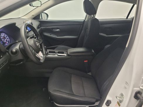 Used 2024 Nissan Sentra SV FWD image 17