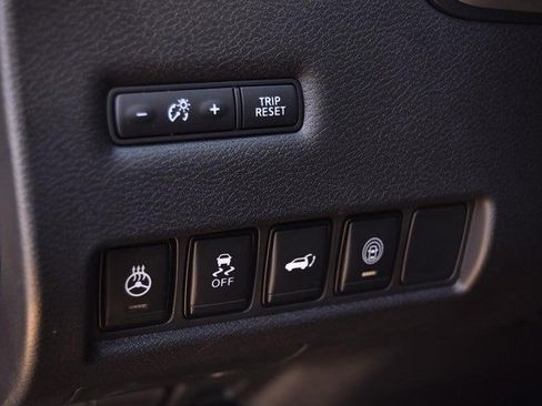 Certified 2023 Nissan Murano Platinum w/ Cargo Package image 13