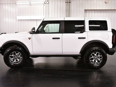Used 2025 Ford Bronco Badlands AWD/4WD image 4