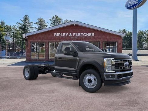 New 2026 Ford F550 4x4 Regular Cab Super Duty w/ XLT Value Package image 7
