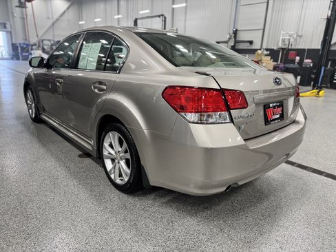 Used 2014 Subaru Legacy 2.5i Premium image 29