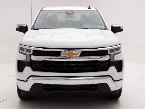 Used 2024 Chevrolet Silverado 1500 LT image 4