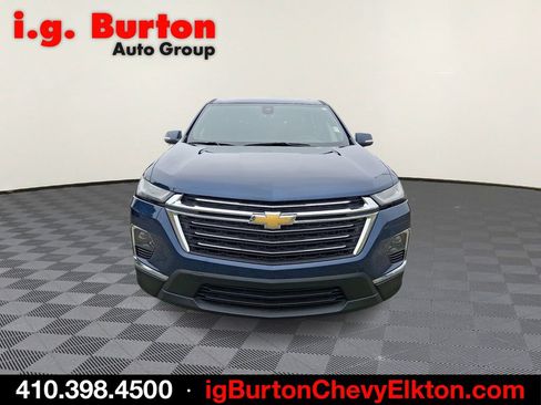 Used 2023 Chevrolet Traverse LT w/ LPO, Floor Liner Package AWD/4WD image 2