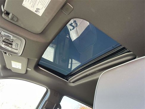 Used 2023 GMC Sierra 1500 Denali w/ Denali Reserve Package image 23