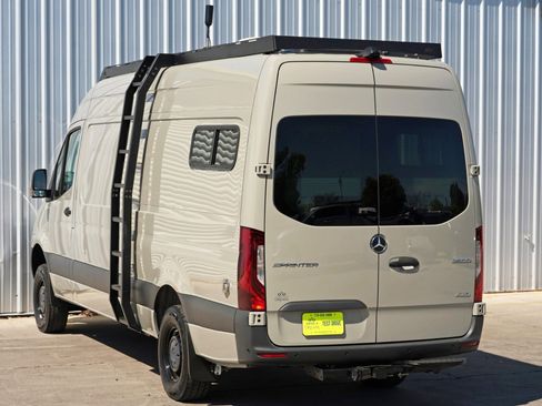Used 2023 Mercedes-Benz Sprinter 2500 image 65