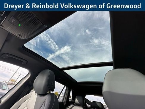 New 2026 Volkswagen Tiguan SE R-Line image 25