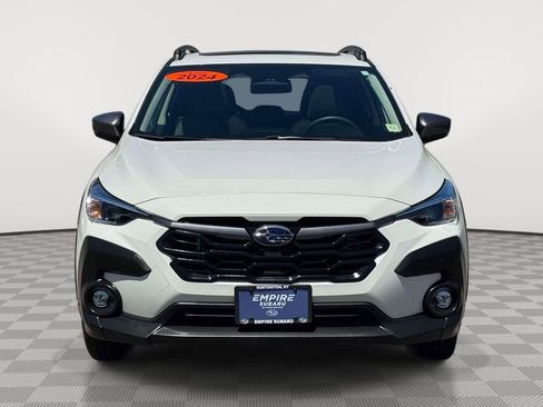 Used 2024 Subaru Crosstrek 2.0i Premium AWD/4WD image 3