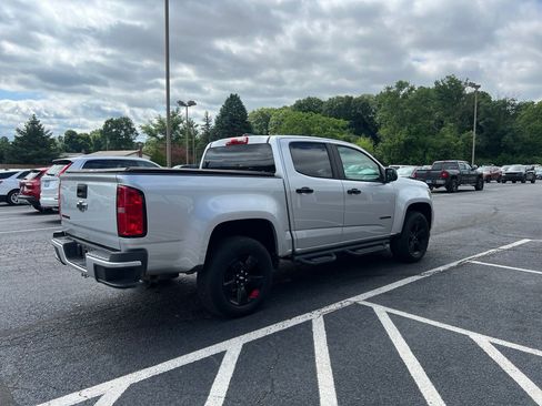 Used 2019 Chevrolet Colorado LT w/ Redline Special Edition RWD image 6