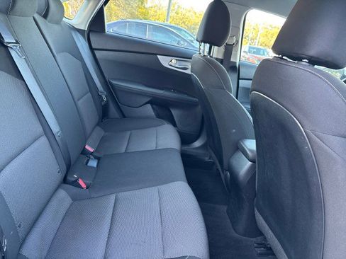 Used 2024 Kia Forte LXS image 12