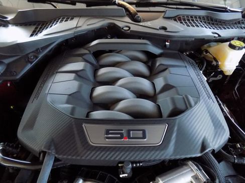 Used 2024 Ford Mustang GT Premium RWD image 33