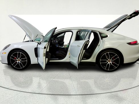Used 2023 Porsche Panamera 4S AWD/4WD image 7