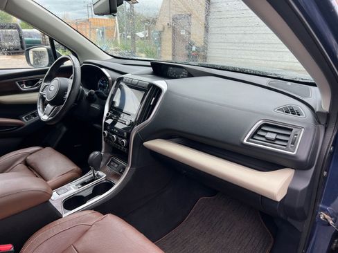 Used 2019 Subaru Ascent Touring AWD/4WD image 16