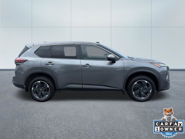 Used 2024 Nissan Rogue SV AWD/4WD image 10