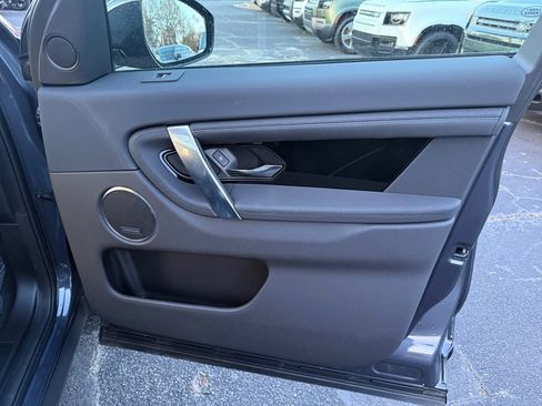 Certified 2025 Land Rover Discovery Sport S image 20