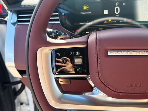 New 2026 Land Rover Range Rover SE image 37