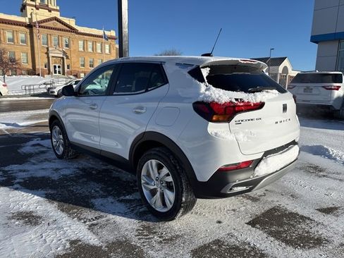 Used 2024 Buick Encore GX Preferred w/ Comfort Package image 3