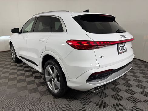 Certified 2025 Audi Q5 Premium w/ Premium Plus AWD/4WD image 3