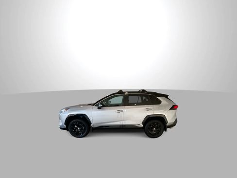 Certified 2022 Toyota RAV4 XSE AWD/4WD image 5