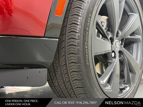 Used 2023 Buick Envision Essence w/ Sport Touring Package AWD/4WD image 10