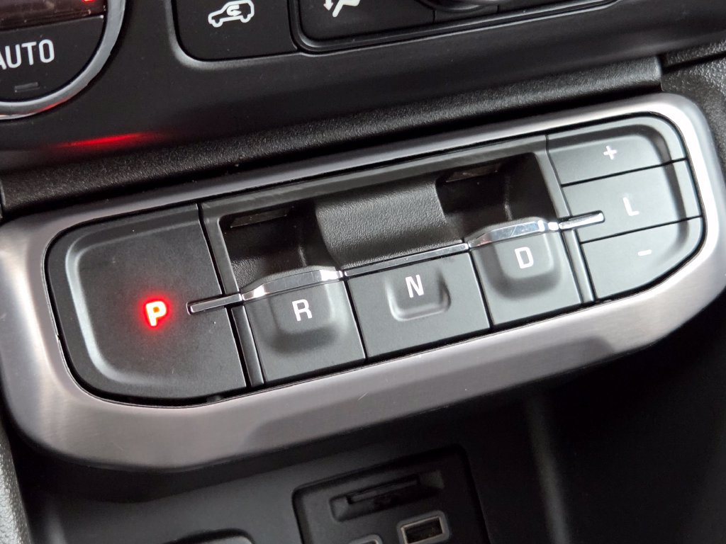 Used 2023 GMC Acadia AT4 w/ Trailering Package AWD/4WD image 38