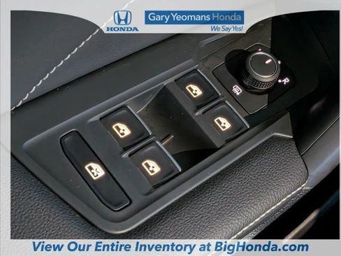 Used 2023 Volkswagen Tiguan SE R-Line FWD image 22