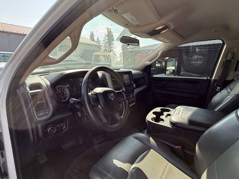 Used 2020 RAM 2500 Tradesman RWD image 11