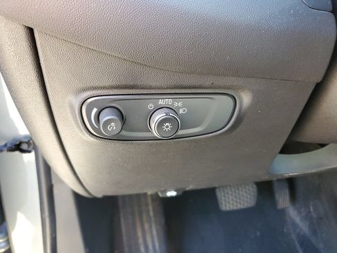 Used 2024 Chevrolet Equinox LT w/ LPO, Floor Liner Package AWD/4WD image 18