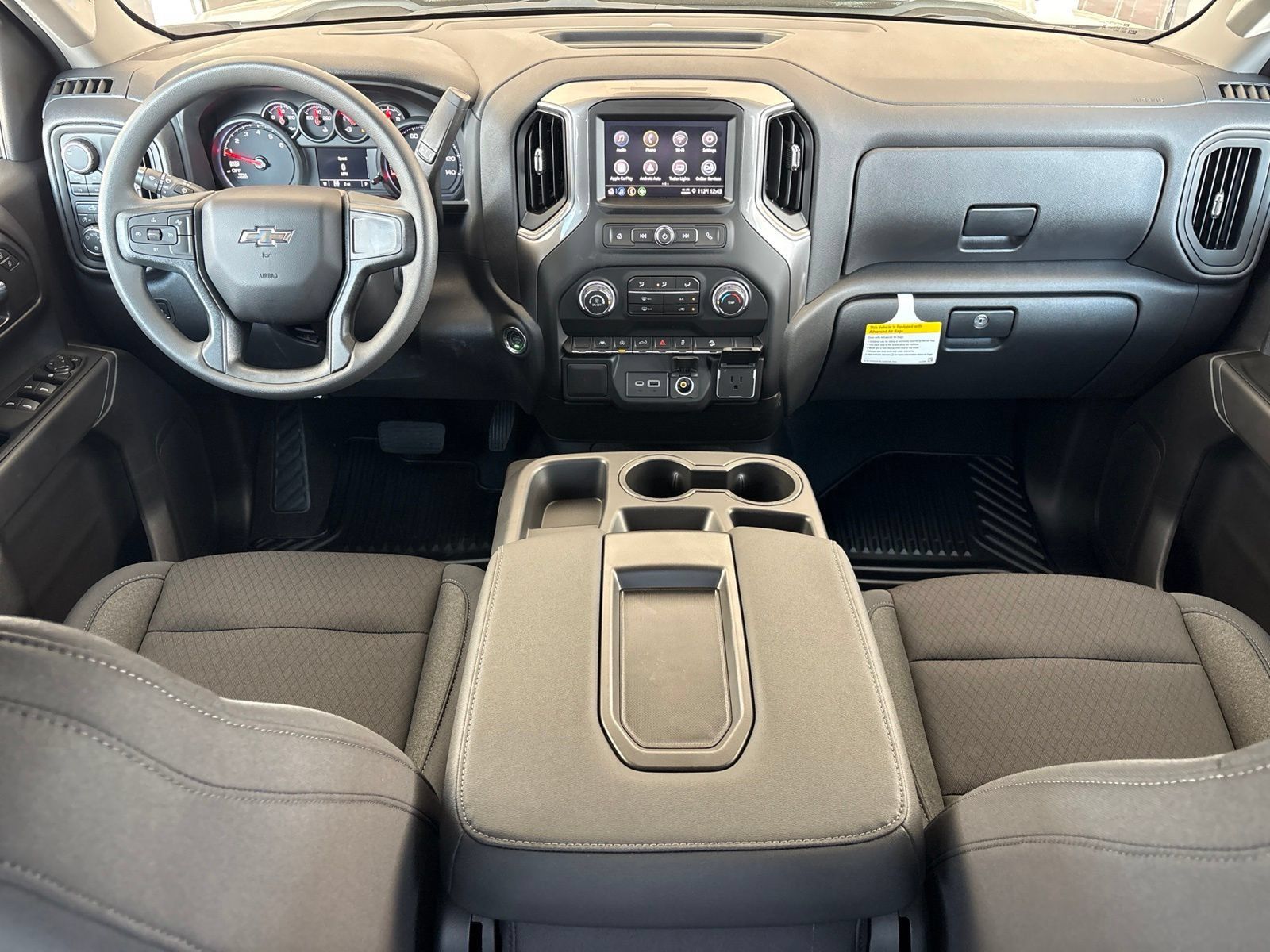 New 2026 Chevrolet Silverado 1500 Custom Trail Boss w/ LPO, Dark Essentials Package AWD/4WD image 18