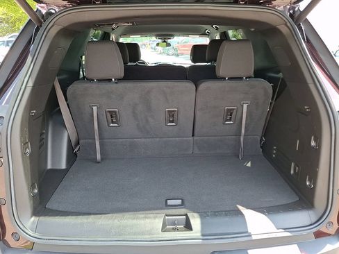Used 2023 Chevrolet Traverse LT AWD/4WD image 29