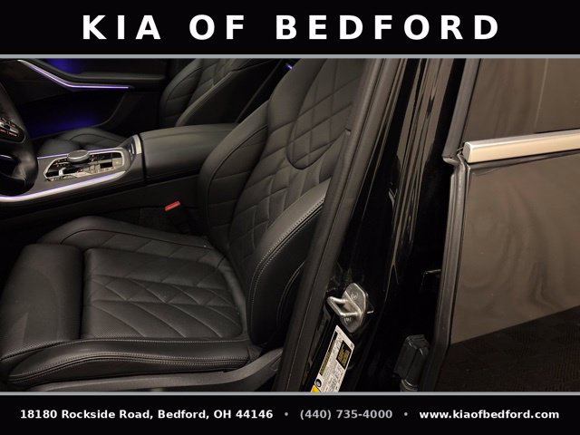 Used 2024 BMW X5 xDrive40i w/ Parking Assistance Package AWD/4WD image 14