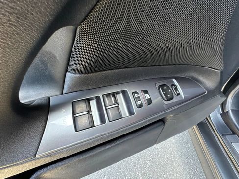 Used 2011 Lexus IS 250 w/ F-Sport Pkg w/Summer Tires RWD image 12