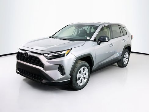 Used 2025 Toyota RAV4 LE image 3