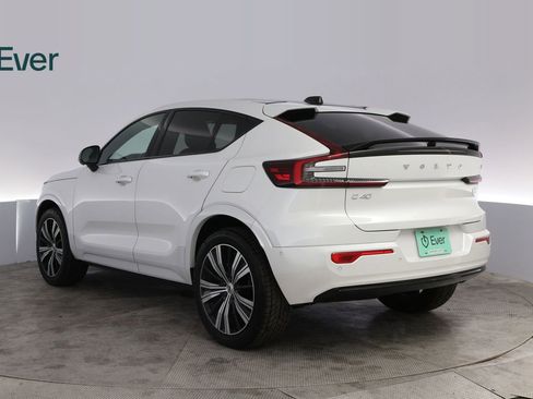 Used 2023 Volvo C40 P8 Recharge Plus AWD/4WD image 17