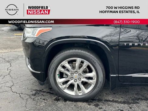 Used 2021 Chevrolet Traverse High Country w/ LPO, Floor Liner Package AWD/4WD image 7
