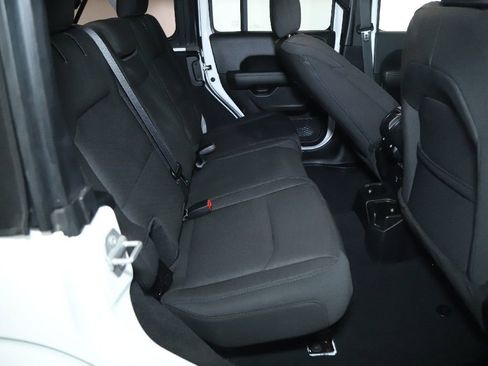 Used 2023 Jeep Wrangler Sahara w/ Cold Weather Group image 32