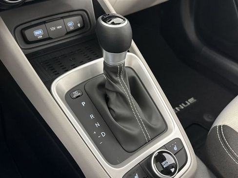 New 2026 Hyundai Venue SEL image 25