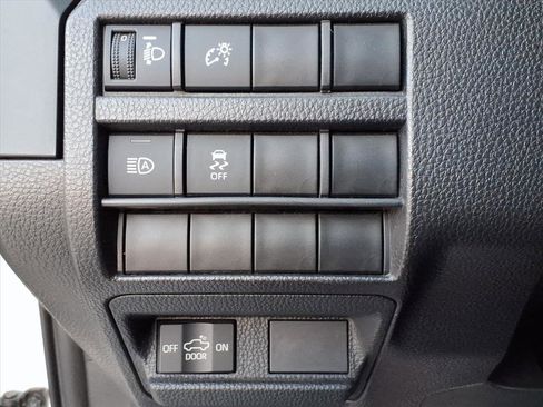 Used 2024 Toyota Tacoma SR image 29