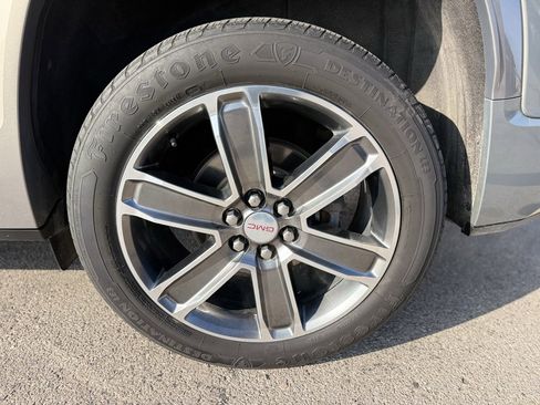 Used 2019 GMC Acadia Denali w/ Technology Package image 7