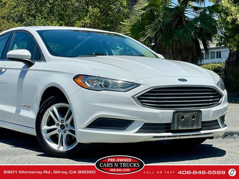 Used 2018 Ford Fusion S FWD image 26