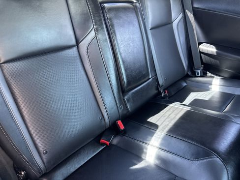 Used 2019 Dodge Challenger SXT w/ Plus Package RWD image 12