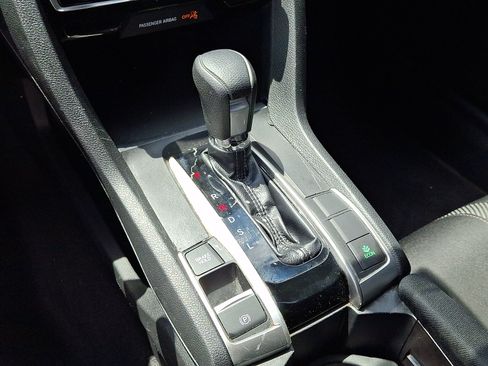 Used 2018 Honda Civic EX image 16