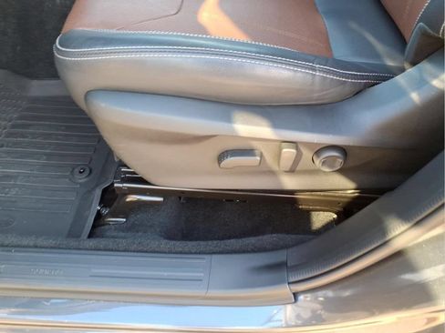 Used 2022 Subaru Forester Touring w/ Popular Package #2 AWD/4WD image 20