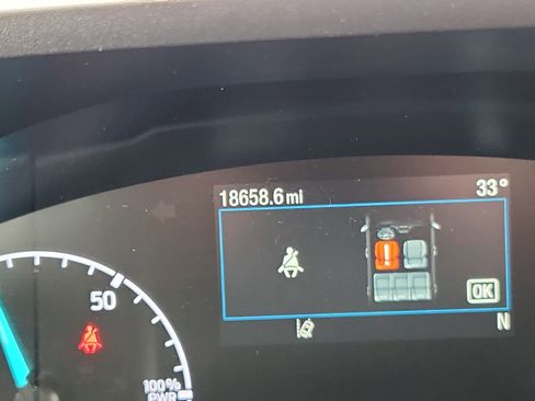 Used 2023 Ford Maverick XLT image 16